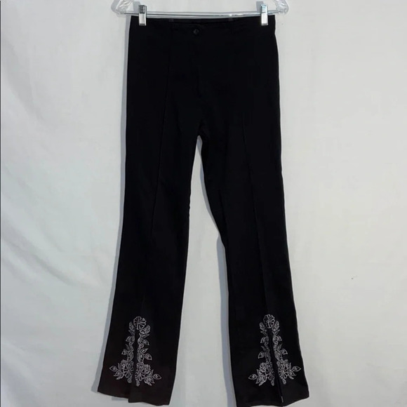 A.M.I. Split Front Flared Embroidered Pant Size 4 - Picture 1 of 6
